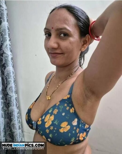 Solapur Aunty Ke Indian Nude Pics Posy Kie Cukold Hubby Ne10