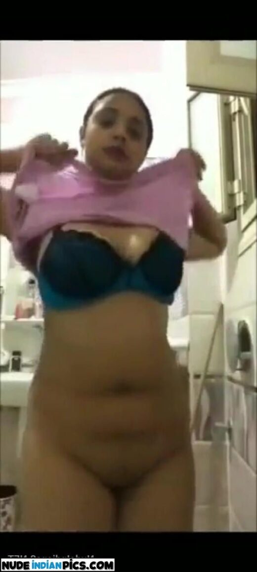 Mumbai Office Girl Indian Pussy Photo