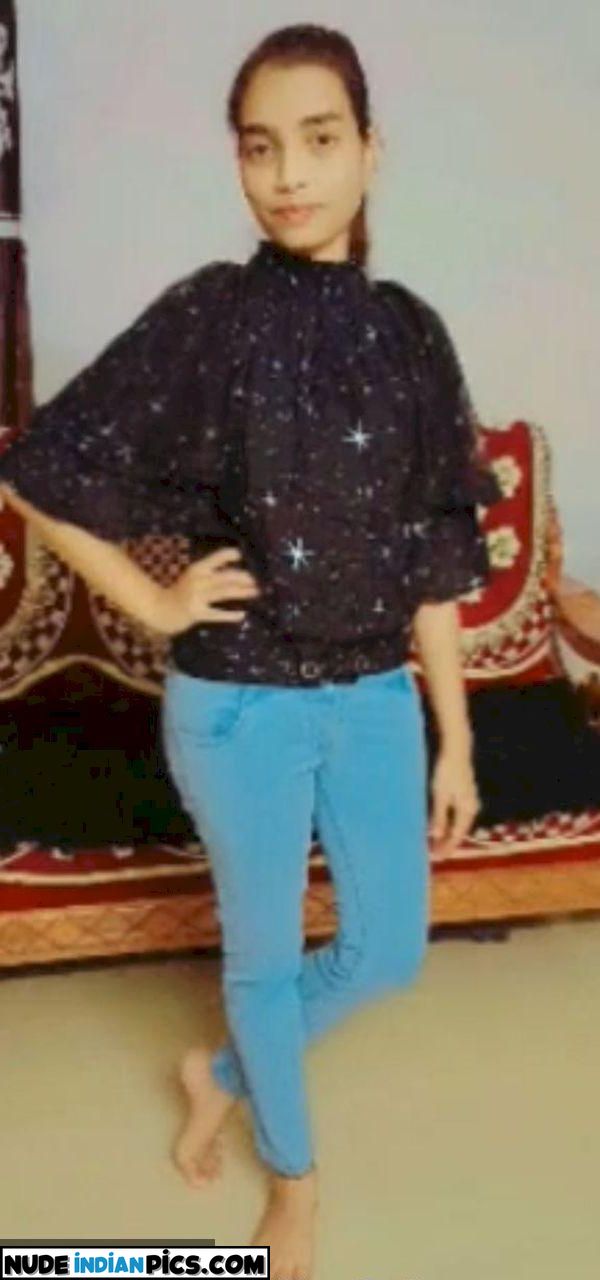 18 Desi Teen Ki Jawan Jawani Udaipur Ki Garam Ladki Ki Nude Selfies Hot Boobs Aur Nangi Pics Pic 1