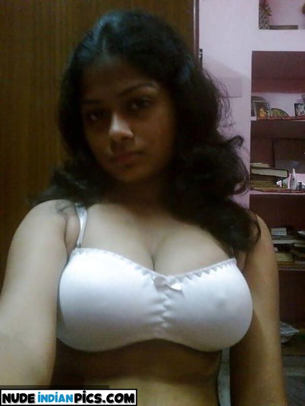 18 Jaipur Ki Nude Bathing Aunties