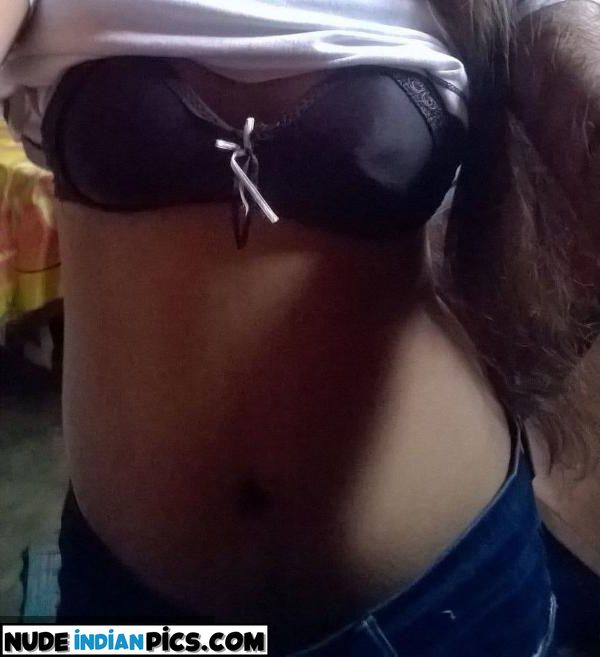 18 Kaamuk Marathi Big Butt Nude Pics