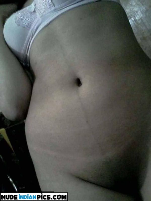 18 Marathi Desi Indian Beautiful Nude Photos