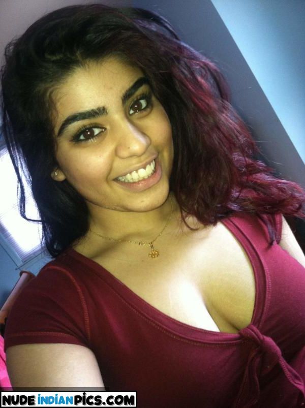 Aapka Naya Naayak Desi Dulhaniya Simran Ka Aapne Deewane Banane Wala Mulaqaat 20 Saal Ki Bahu Ka Apne Dilon Ko Chhoo Lene Wala Mazaak Pic 14