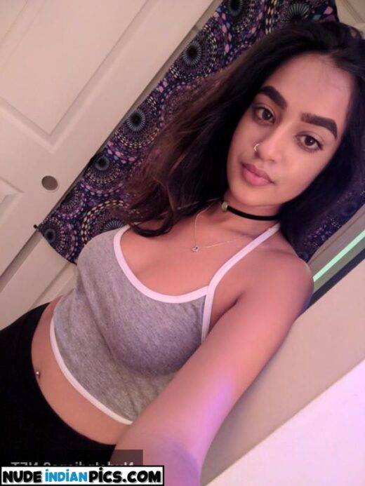Ananya Jain Nude Bur Pics
