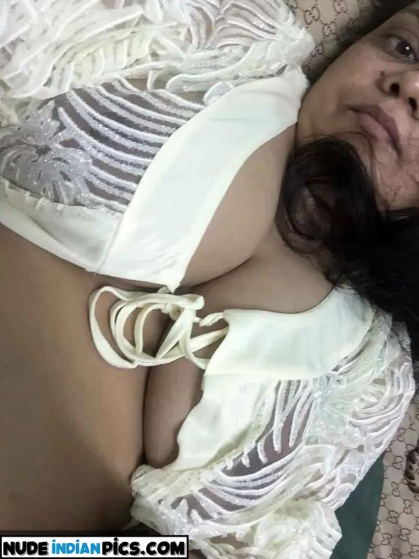 Ashima Dey Bangali Bhabhi Nude Photo