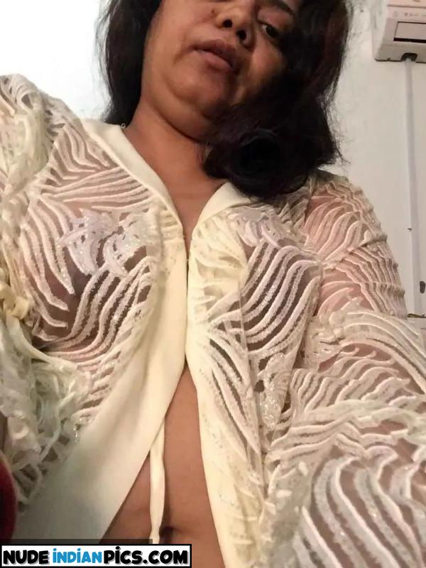 Ashima Dey Bangali Horny Naked Selfies