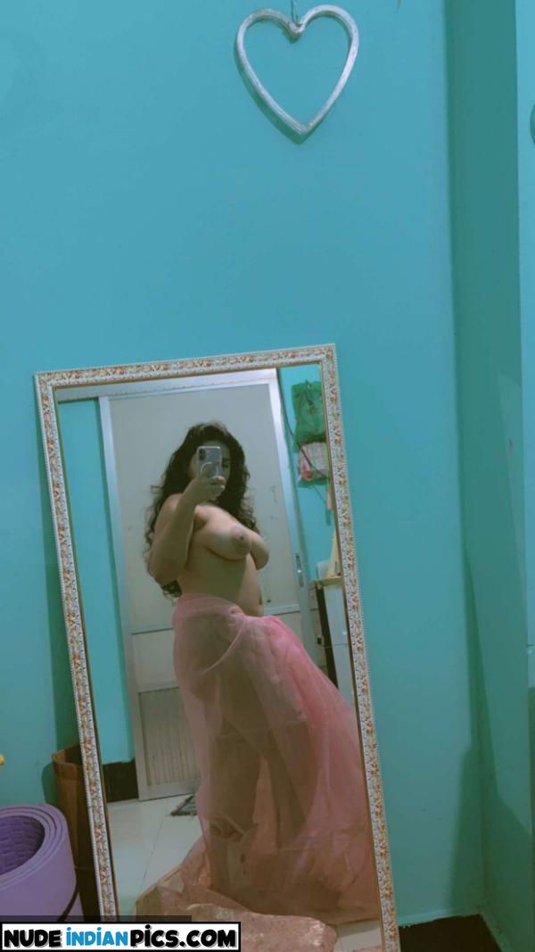 Bengali Beauty Sucheta Indian Nudes Pic