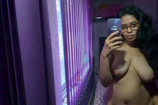 Bharatiya Sundarita Ka Naya Anubhav Ek Desi Ladi Ka Apni Saundarya Ka Sahi Jhankar Pic 0