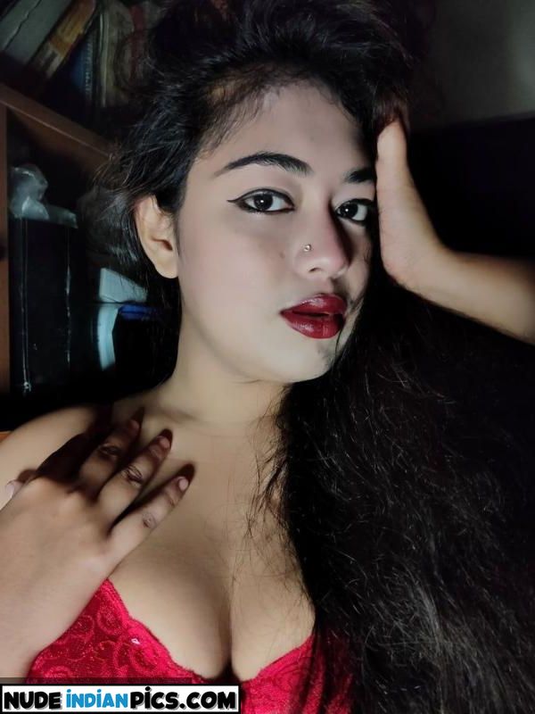 Big Buxom Bengali India Nude Pic