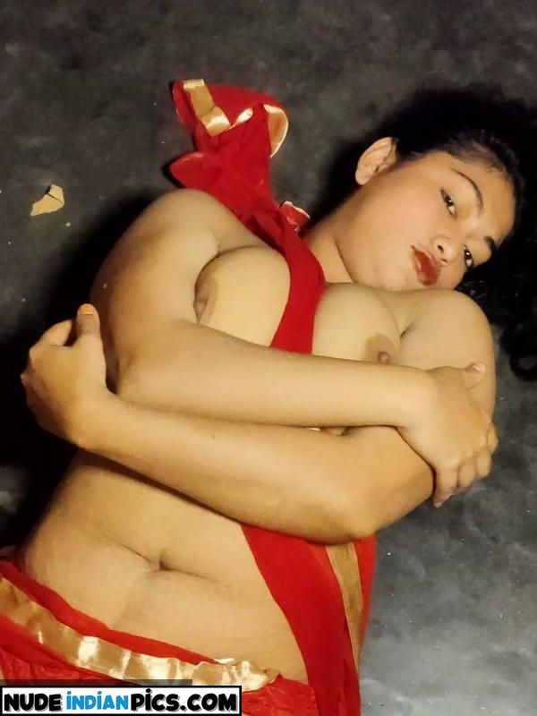 Big Buxom Bengali Selfie Sex Nude