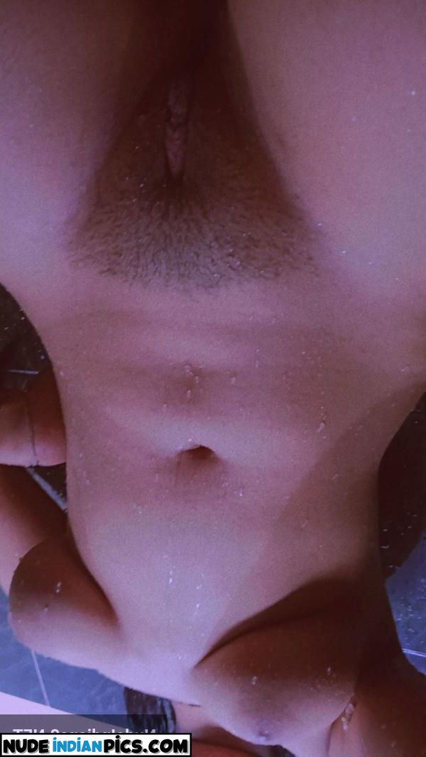 Busty Desi Full Indian Pussy Closeup Pics