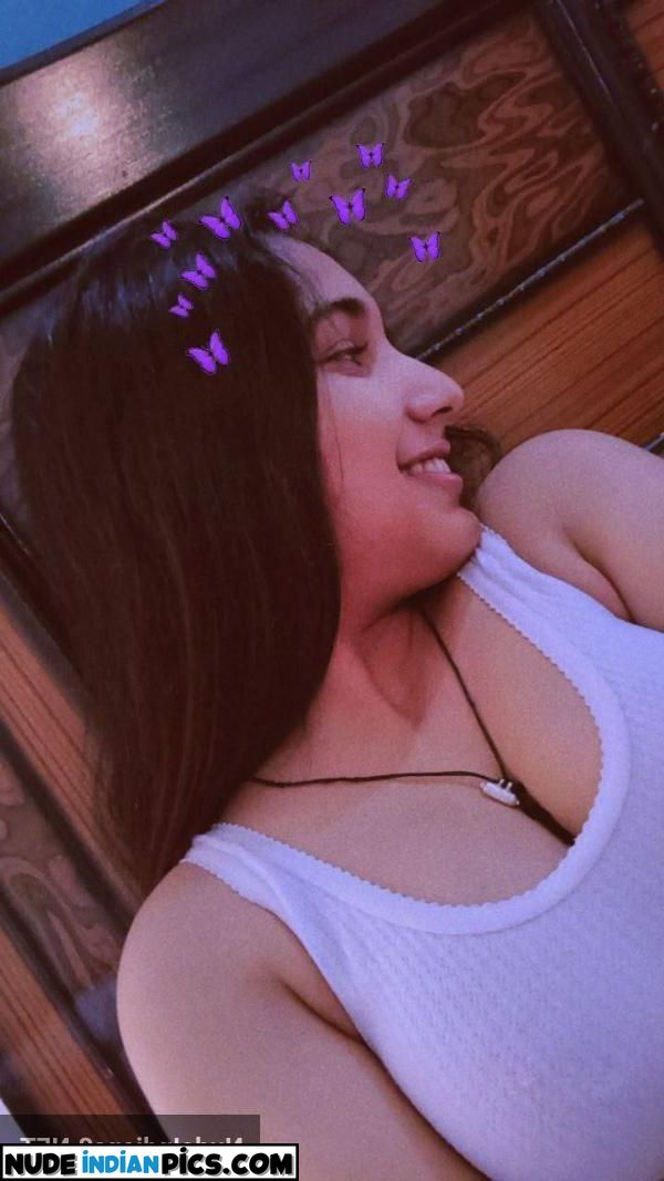 Busty Desi Full Open Nangi Photo