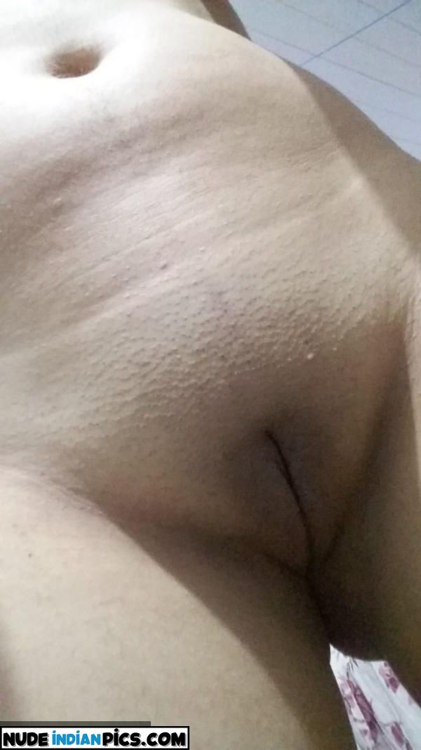 Deshi Ladki Riya Indian Nude Aunty Photos