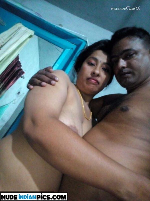 Desi Dolly From Indian Teen Girls Nude Pictures