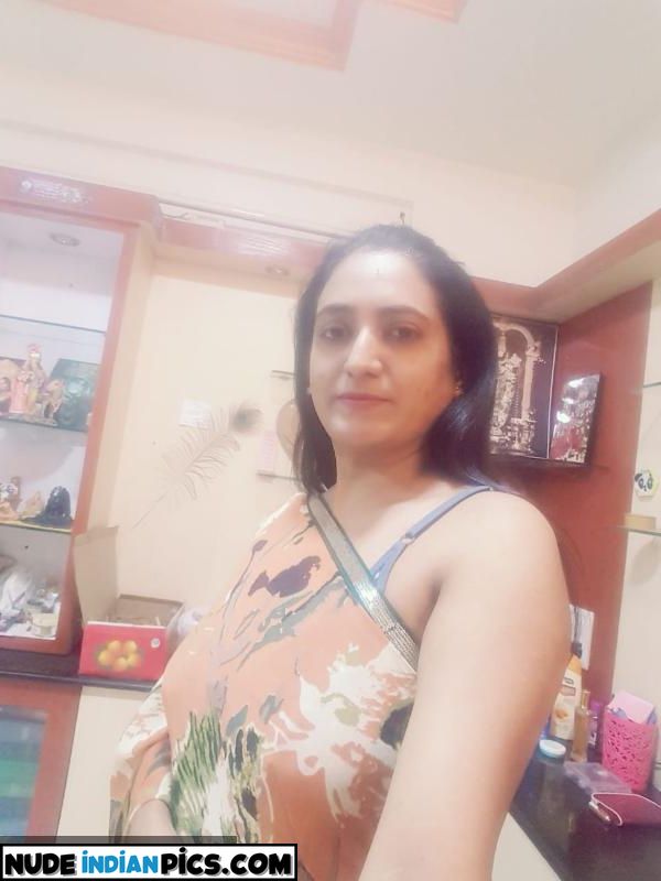 Desi Dolly From Naked Hot Selfie