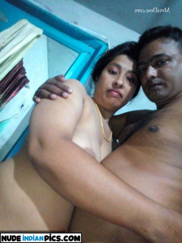 Desi Dolly From Nude Desi Girls Pic
