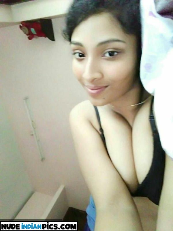 Desi Papas Secret Nakedselfie