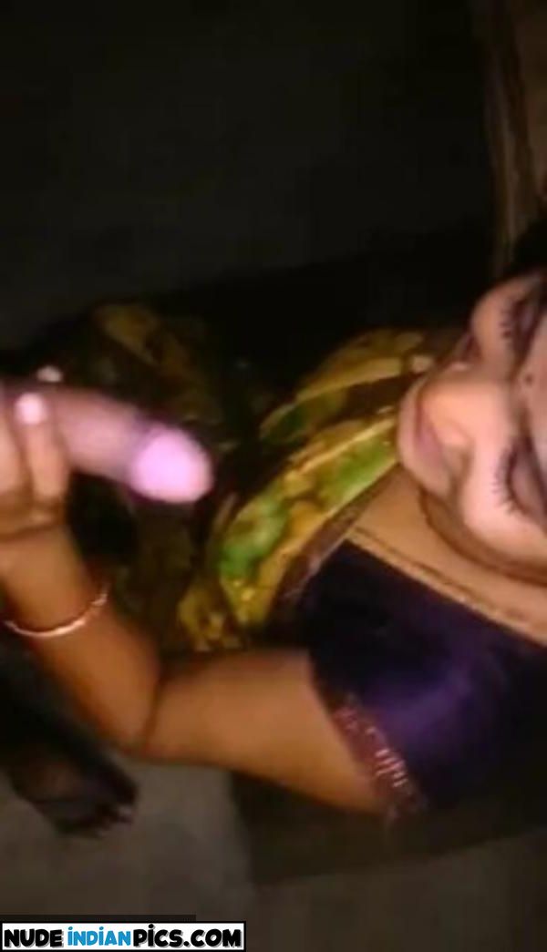 Devar Bhabhi Ki Jawani Lonely Bhabhi Ko Devarji Ne Choda Dekhiye In Sexy Photos Mein Pic 14