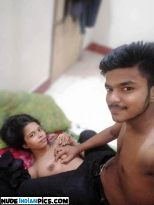 Dimple Kapadia Ranchi Komal Jha