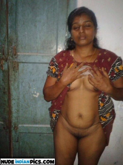 Ek Dusky Tamil Bhabhi Ki Suhani Kahaani Uski Sajaavati Striptease Pehle Se Pyaar Ke Pehle Jab Unhone Aapke Liye Ek Ajeeb Si Rangbhumi Ki Dikhayi Dii Pic 0