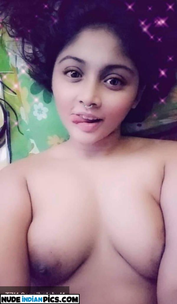 Famous Bangali Chubbili Beautiful Vegina Pic