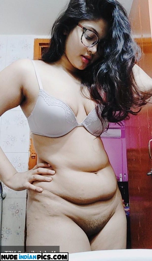 Famous Bangali Chubbili Hindi Girls Sex Photos