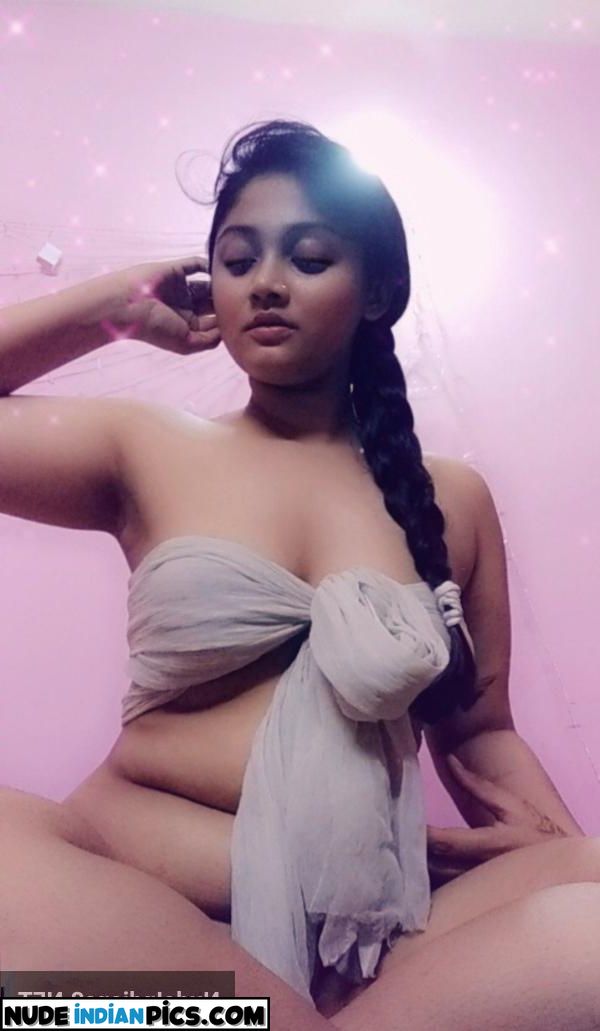Famous Bangali Chubbili Indian Nude Pics