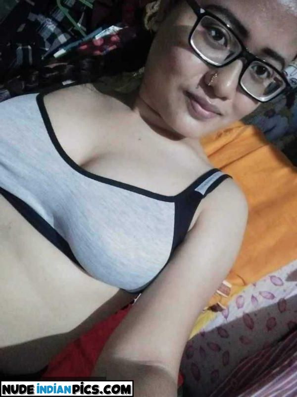Horny Kolkata Bhabhi Sex Anty Photos