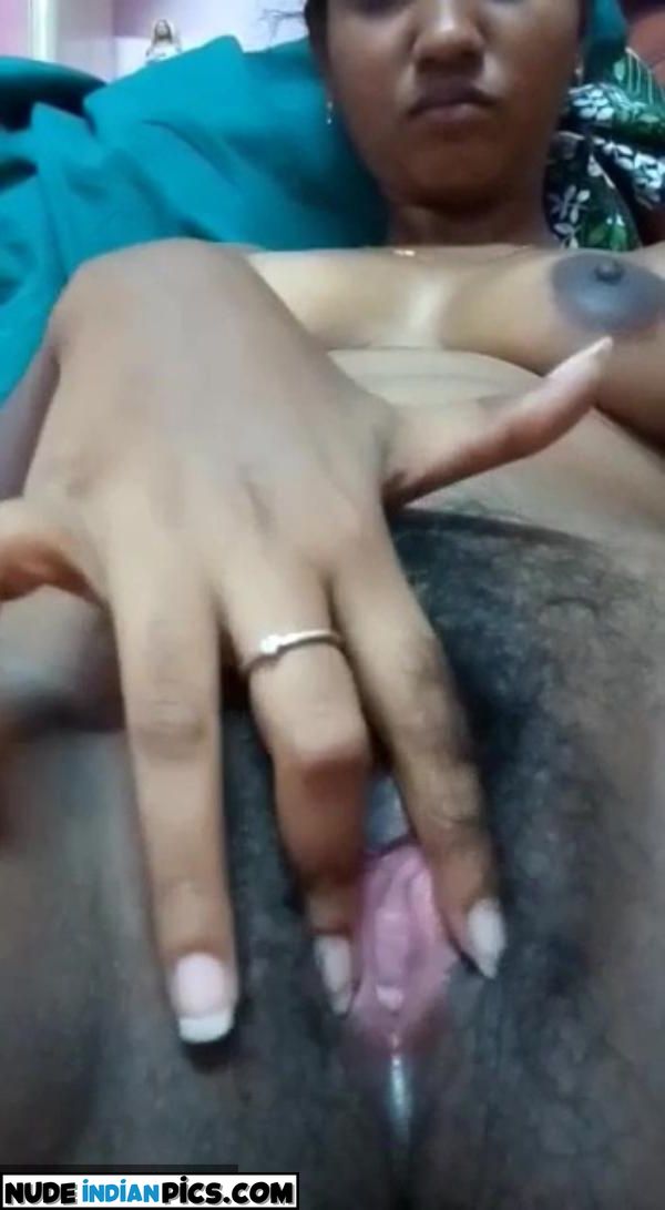 Horny Tamil Babe Beautiful Nude Babes Photos