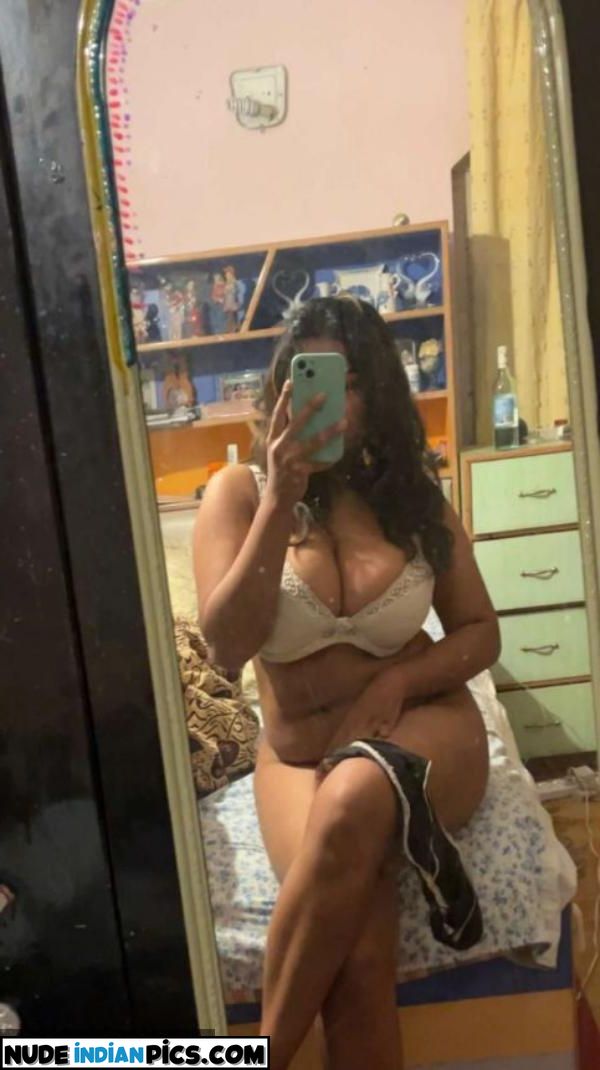 Hot Desi Gf Big Booty Aunt Porn