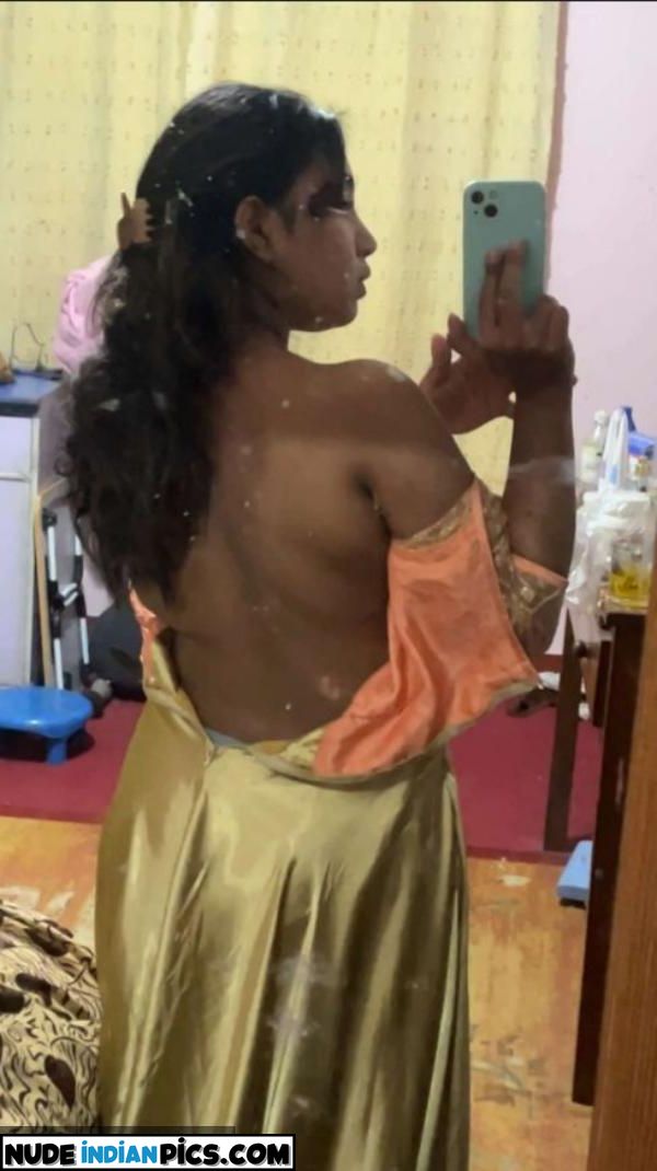 Hot Desi Gf Indian Bhabi Nude Photo
