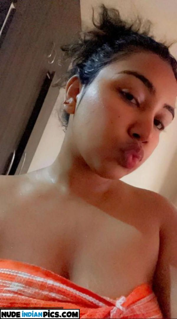 Hot Desi Gf Mallu Pussy Pics