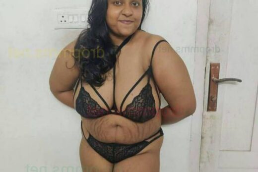 Hyderabad Milfsangeeta Exposes Horny Teen Snapchat