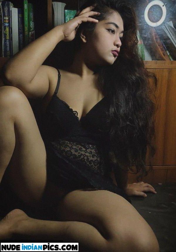 Indian Girls Nude Desi Girl Nudes Images