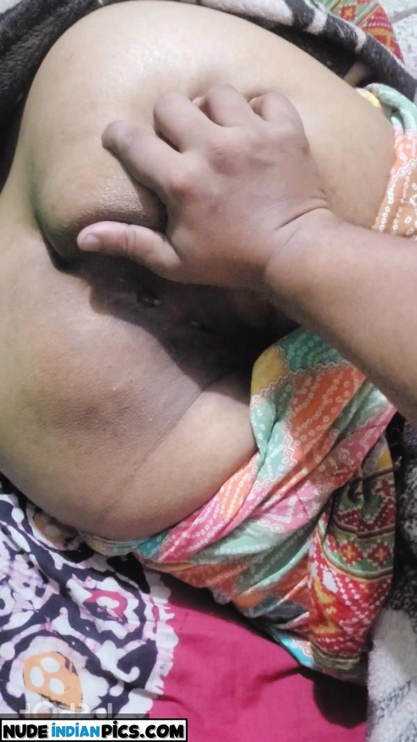 Indian Muslim Begum Nidhi Pandit Sex