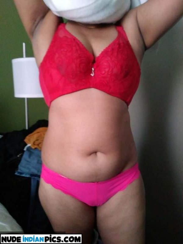 Indian Nude Masi Bathroom Nude Images