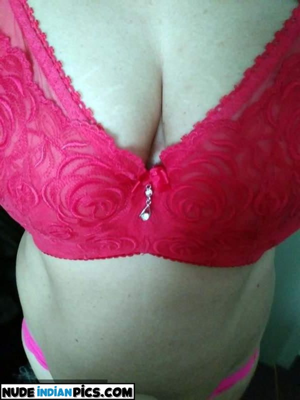 Indian Nude Masi Desi Nude Bhabi Pic