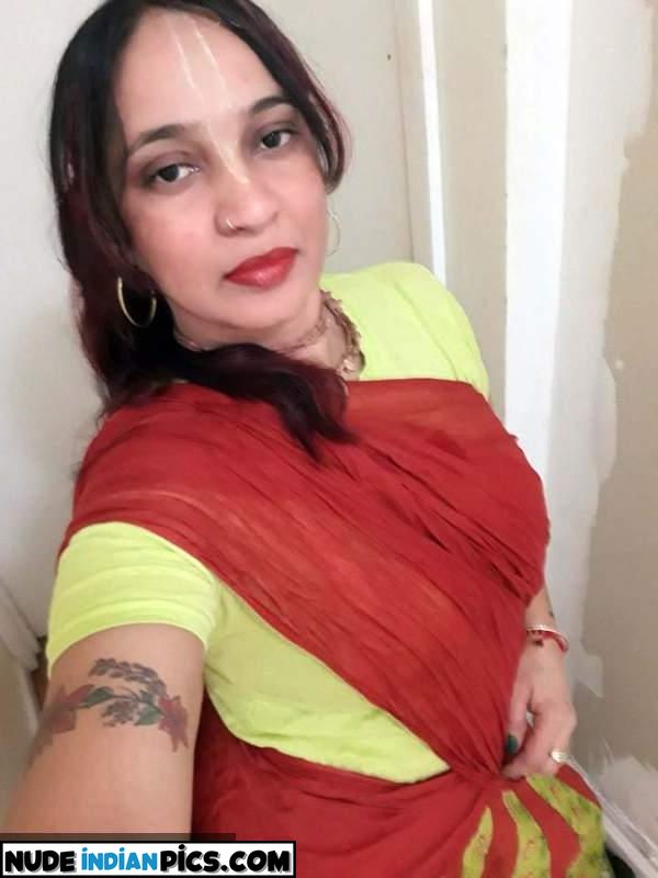 Indian Nude Masi Thick Thighs Naked Pics