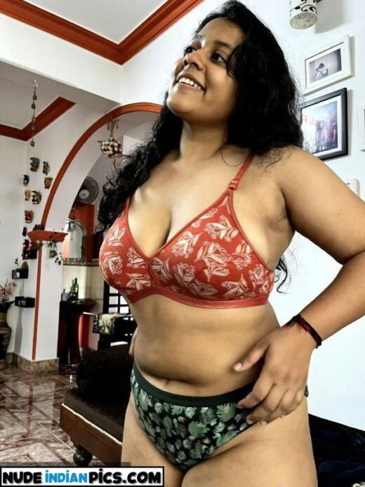Kavita Bhabhi Oral Nude Selfie Big Tits