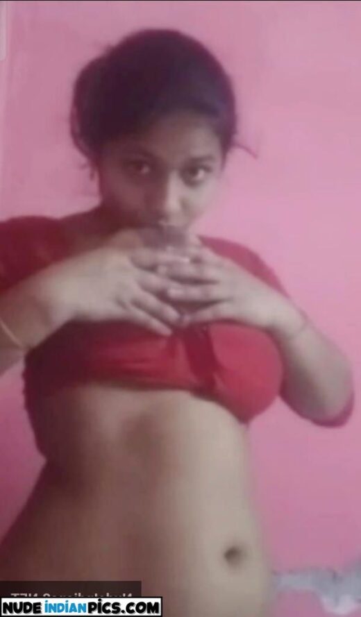 Kolkata Babe Kavita Nude Indian Hairy
