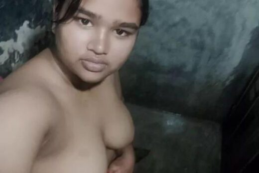 Komal Kaur Is Gf Nude Selfies