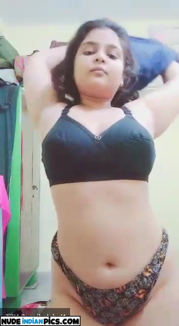 Mumbai Chubby Girl Hot And Sexy Nude Images