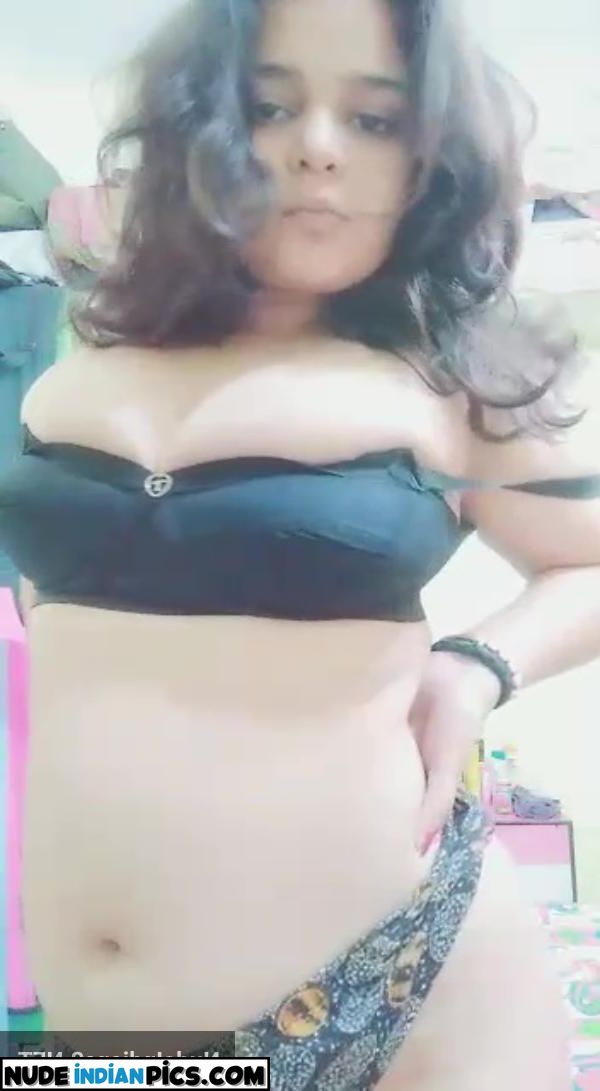 Mumbai Chubby Girl Women Leaked Nudes
