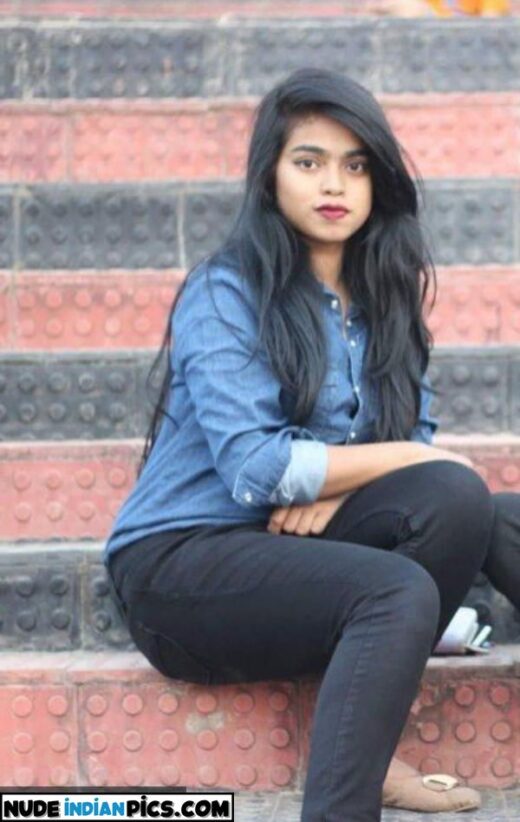 Mumbai Ki Sondhi Desi Aunty Nude Image