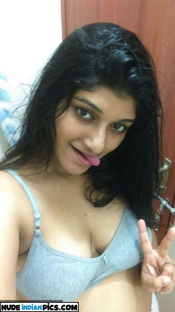 Mumbai Meri Jaan Nangi Naye Pyaar Ki Kahani Kerala Ki Sexy Kamariya Ki Black Bra Panty Ki Selfie Pic 12