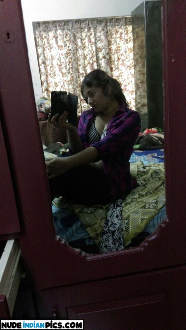 Mumbai Meri Jaan Nangi Naye Pyaar Ki Kahani Kerala Ki Sexy Kamariya Ki Black Bra Panty Ki Selfie Pic 23