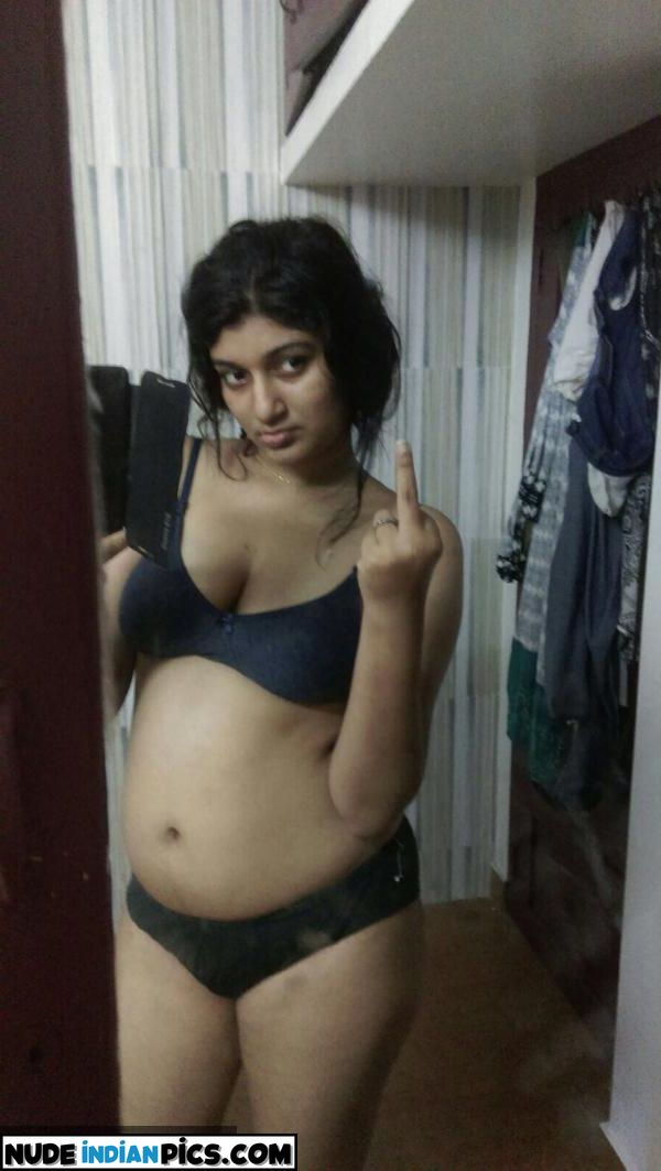 Mumbai Meri Jaan Nangi Naye Pyaar Ki Kahani Kerala Ki Sexy Kamariya Ki Black Bra Panty Ki Selfie Pic 33