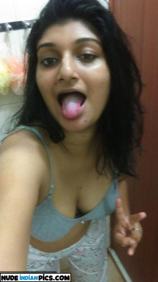 Mumbai Meri Jaan Nangi Naye Pyaar Ki Kahani Kerala Ki Sexy Kamariya Ki Black Bra Panty Ki Selfie Pic 39