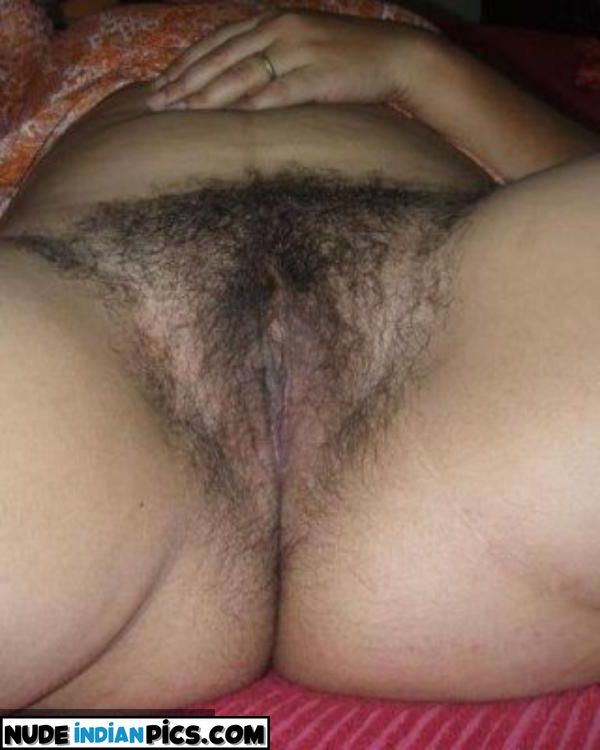 Muslim Desi Bold Gorgeous Nude Selfie