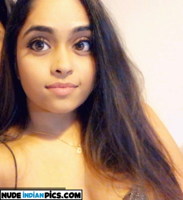 Naughty Bengaluru Ladki Desi Aunty Nude Picture